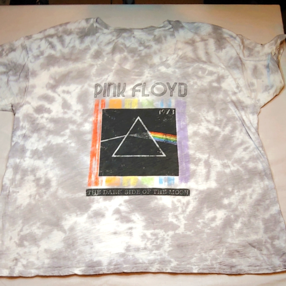 Pink Floyd Knit Riot Large Tee